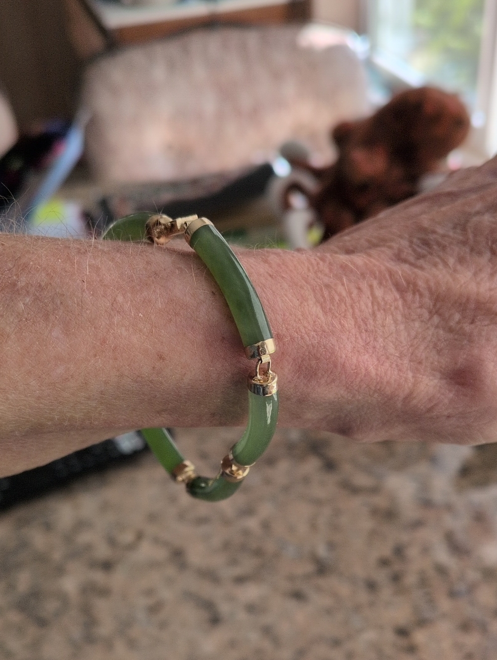 Green Jade Bracelet with 14k gold - Picture 10 of 12